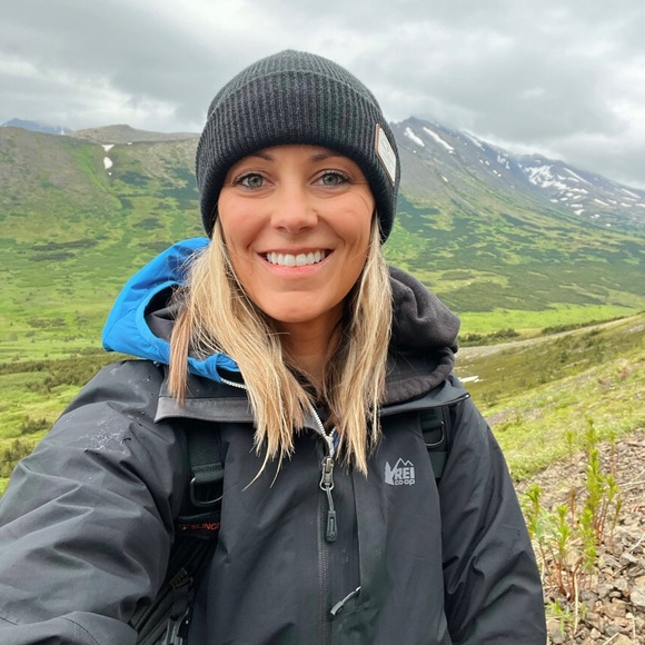 Meet your Posher, Amber - Picture 1 of 1